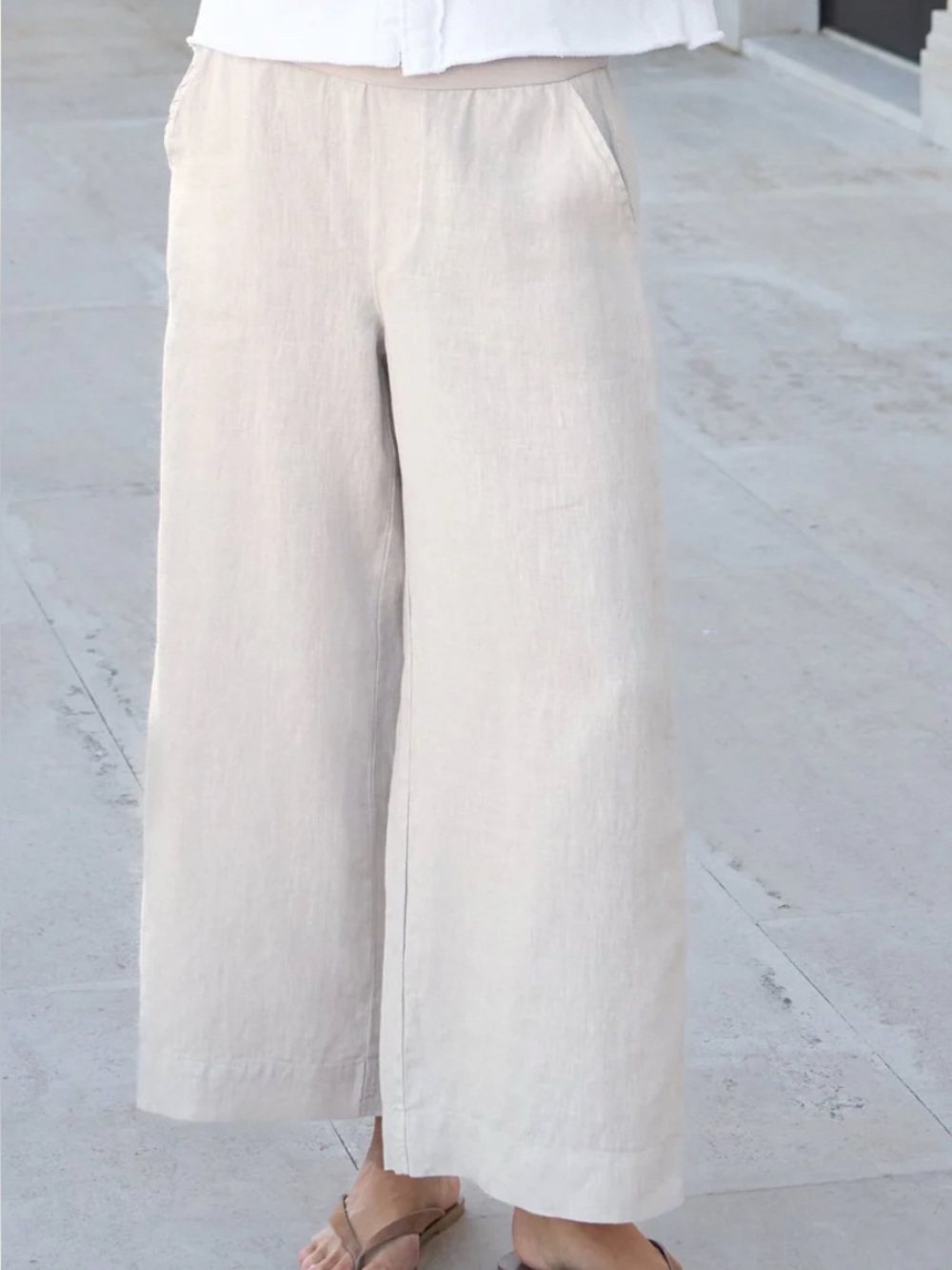 Frank & Eileen Wide-Leg Linen Joggers in Light Beige